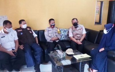 Kunjungan Satgas Covid-19 Kecamatan Parungkuda Dalam Rangka Monitoring dan Sosialisasi Pembelajaran Tatap Muka Terbatas